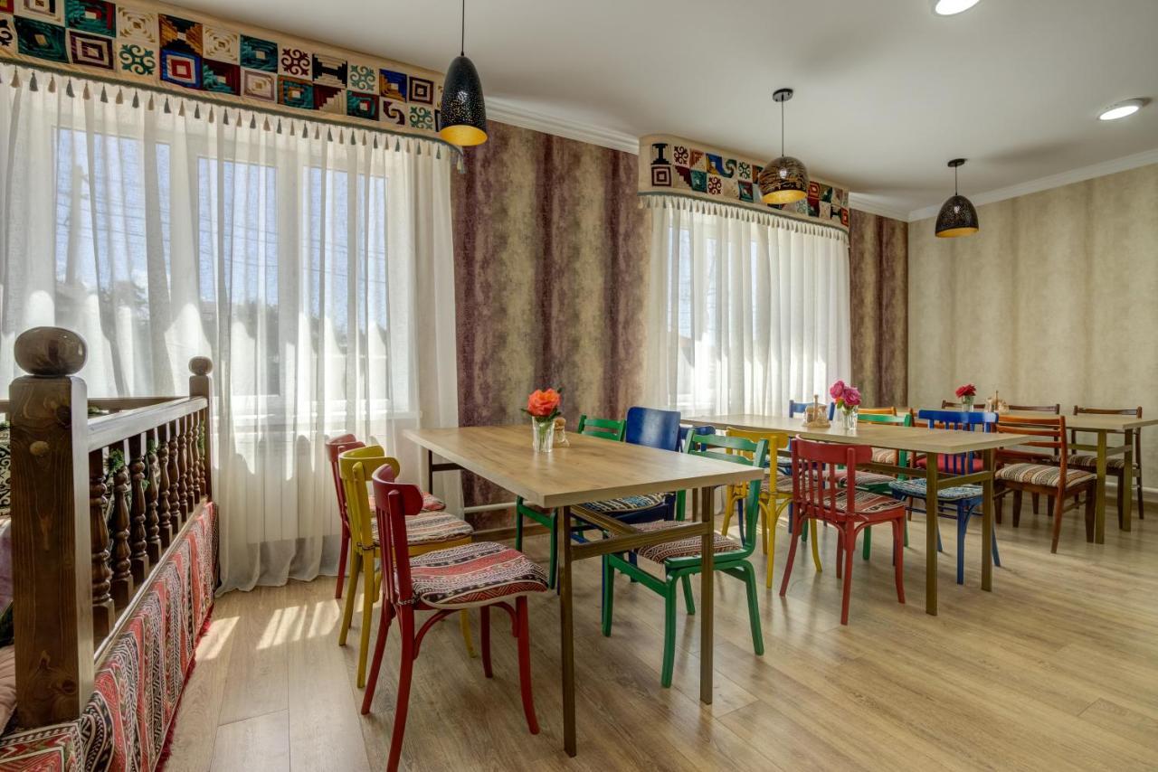 Ordo Hotel Karakol Ngoại thất bức ảnh