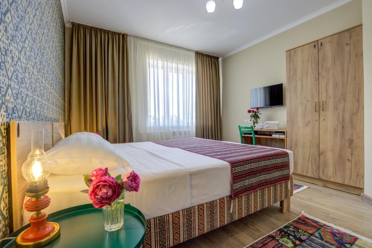 Ordo Hotel Karakol Ngoại thất bức ảnh
