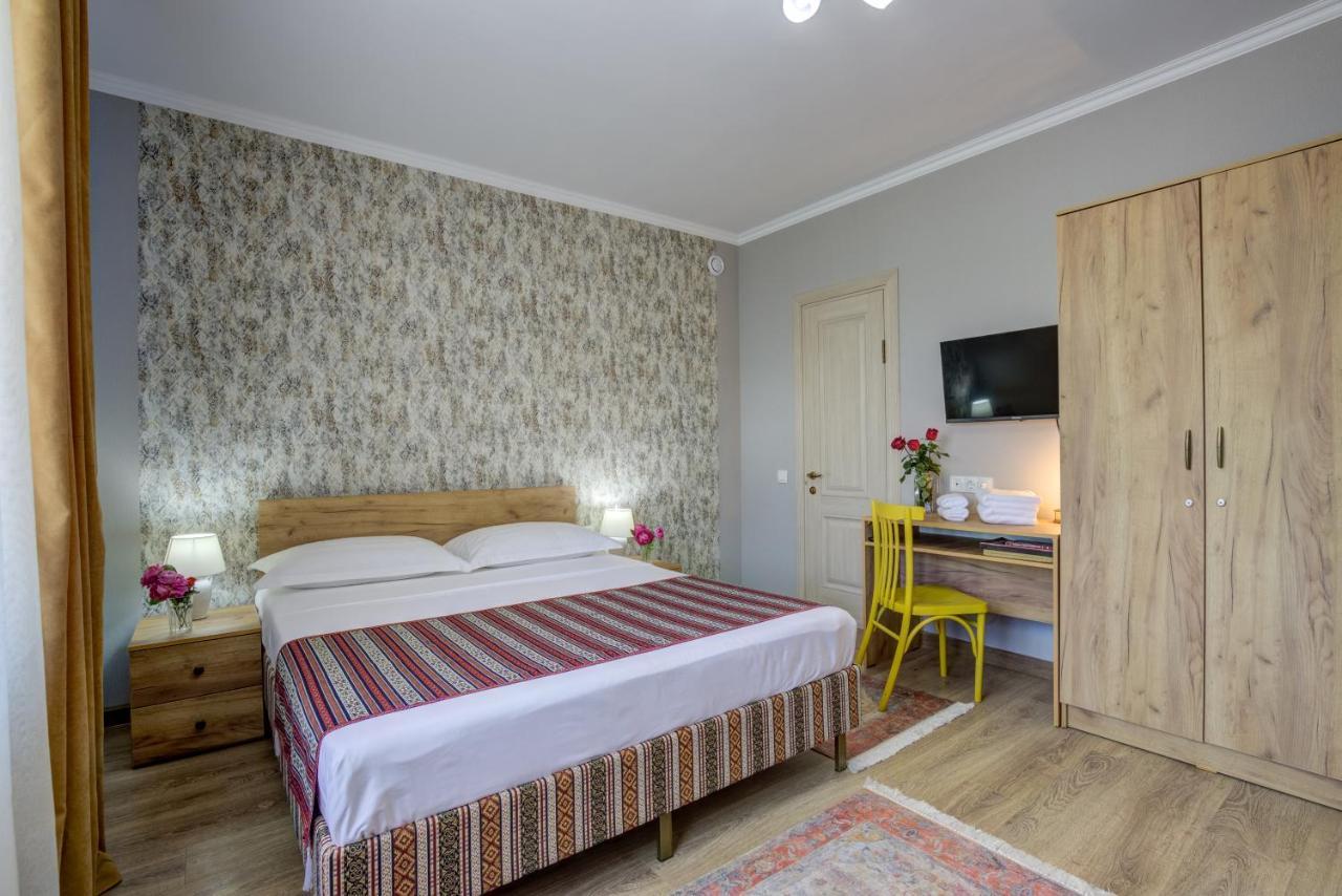 Ordo Hotel Karakol Ngoại thất bức ảnh