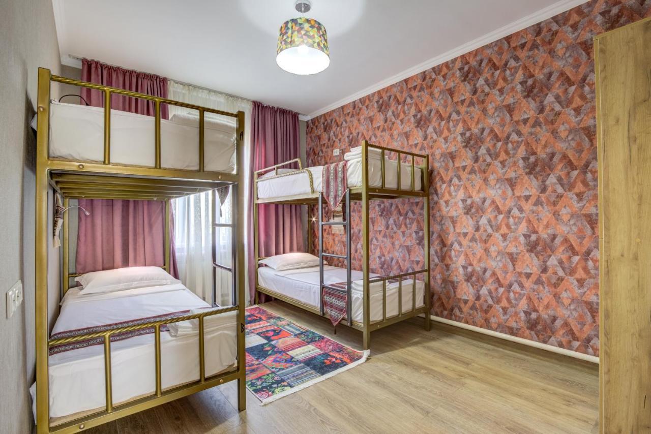 Ordo Hotel Karakol Ngoại thất bức ảnh